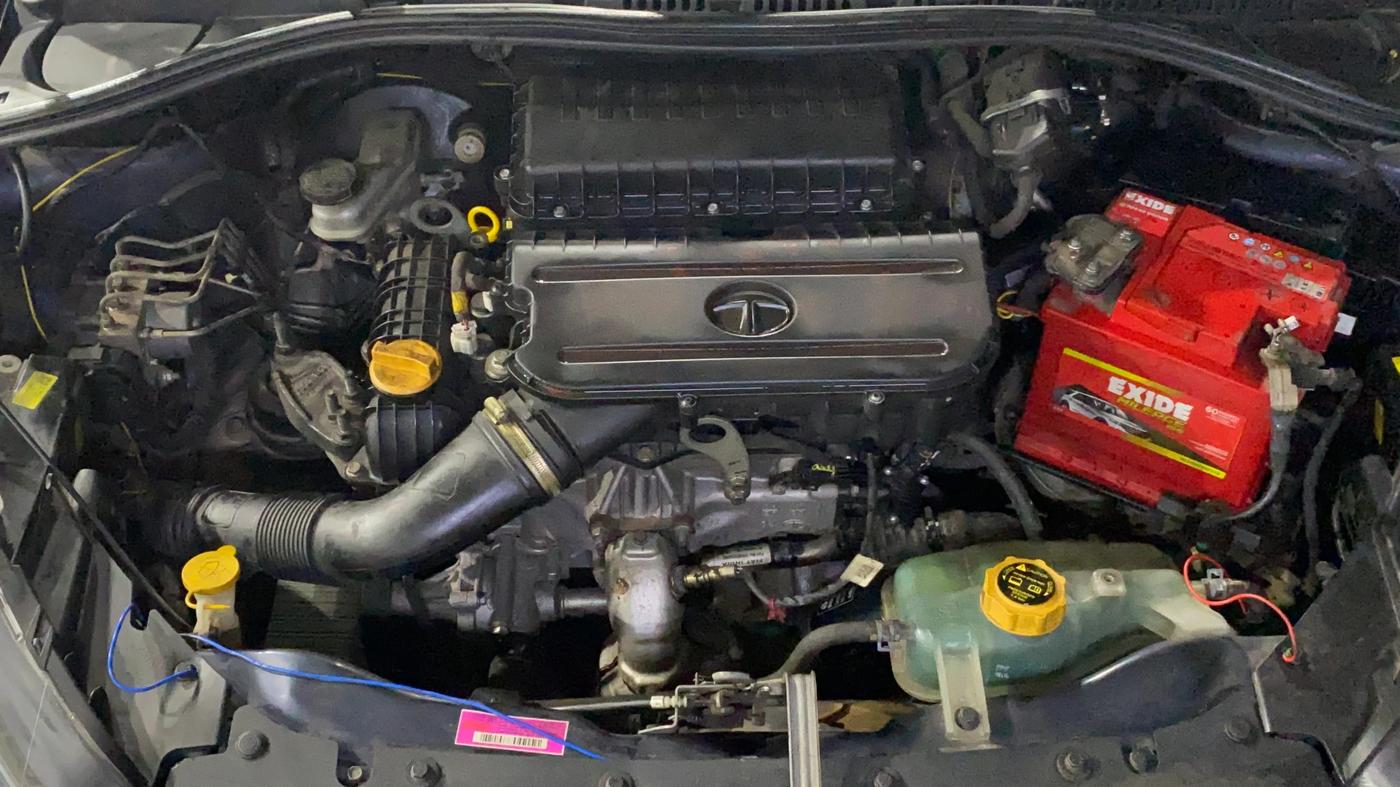 2021 Tata Tiago XT (O) PETROL, Petrol, Manual, 44,599 km, Engine View