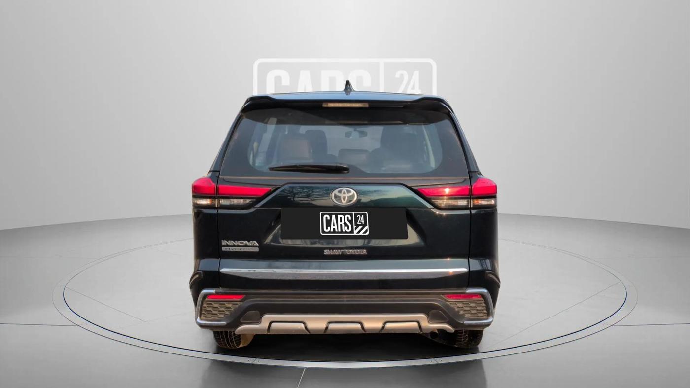 2024 Toyota INNOVA HYCROSS GX 8 STR, Petrol, Automatic, 29,078 km, Back/Rear