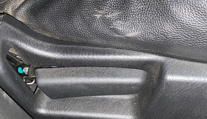 2021 Maruti Alto LXI CNG, CNG, Manual, 3,208 km, Driver Side Adjustment Panel