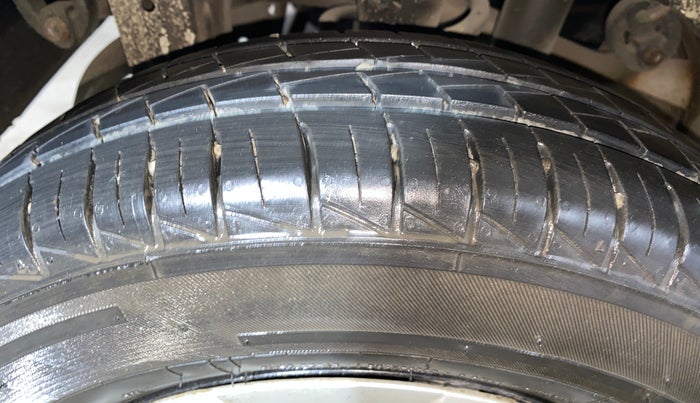 2021 Maruti Alto LXI CNG, CNG, Manual, 3,208 km, Right Rear Tyre Tread