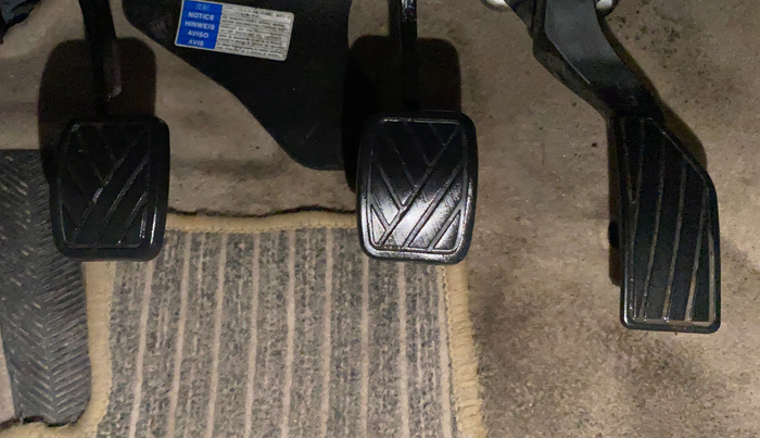 2020 Maruti Ciaz DELTA 1.5 SHVS MT PETROL, Petrol, Manual, 93,832 km, Pedals