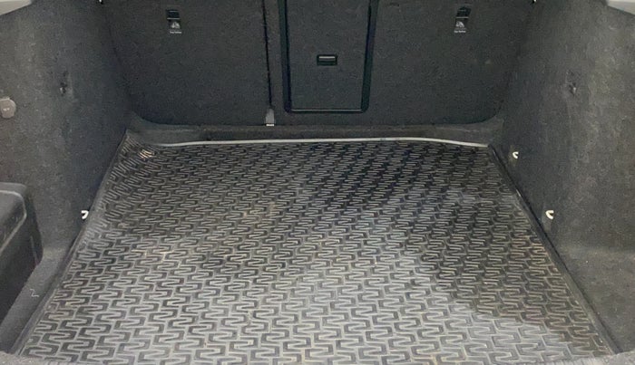 2018 Skoda Octavia L&K 1.8 TSI AT, Petrol, Automatic, 54,933 km, Boot Inside