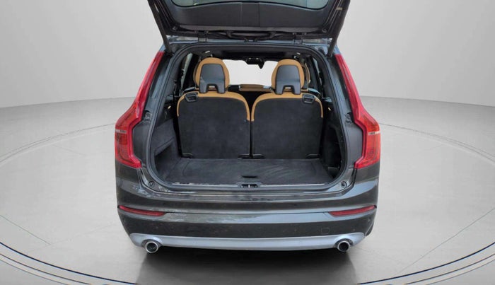 2018 Volvo XC 90 D5 MOMENTUM, Diesel, Automatic, 84,088 km, Boot Inside