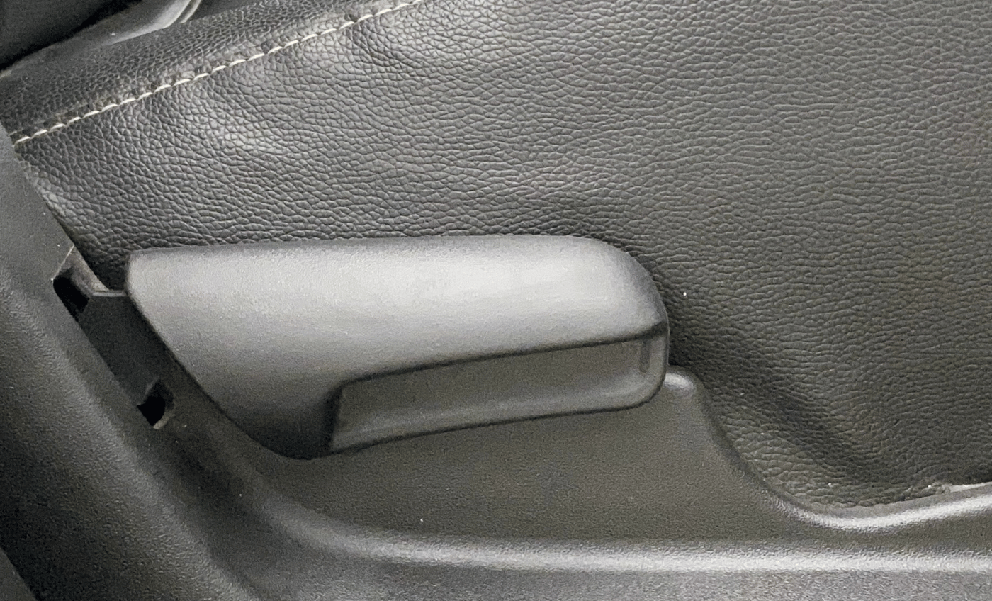2021 Maruti Vitara Brezza LXI, Petrol, Manual, 47,794 km, Driver Side Adjustment Panel