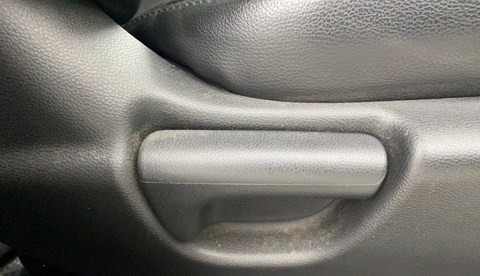 2016 Honda Jazz 1.2L I-VTEC V, Petrol, Manual, 23,462 km, Driver Side Adjustment Panel