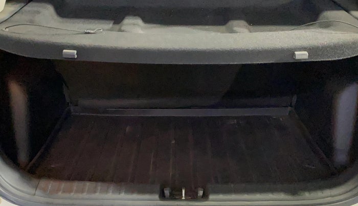 2020 KIA SONET HTX 1.0 IMT, Petrol, Manual, 51,102 km, Boot Inside