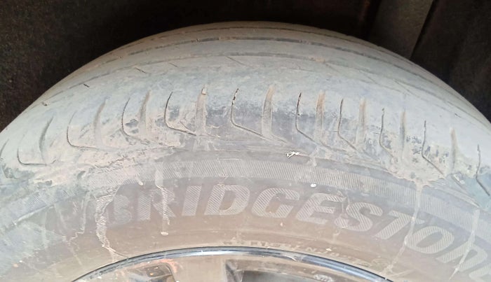 2018 Maruti Vitara Brezza ZDI PLUS AMT, Diesel, Automatic, 86,282 km, Right Rear Tyre Tread