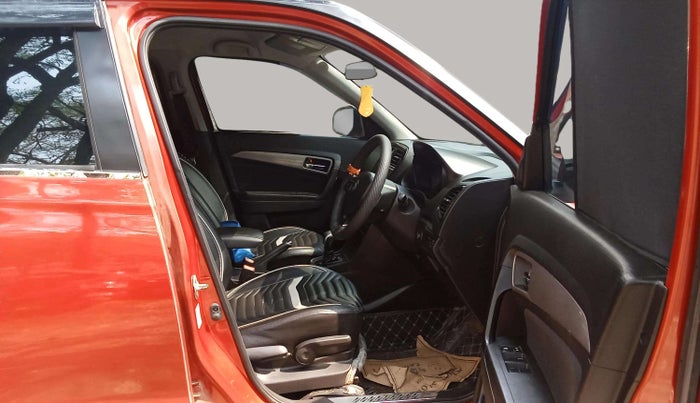 2018 Maruti Vitara Brezza ZDI PLUS AMT, Diesel, Automatic, 86,282 km, Right Side Front Door Cabin