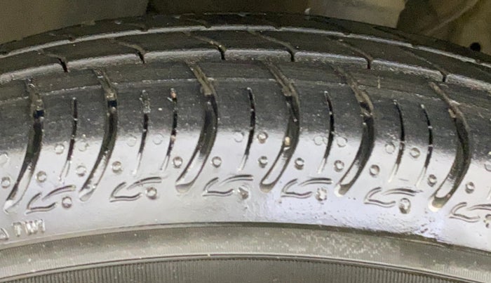 2019 Maruti New Wagon-R VXI 1.0, Petrol, Manual, 70,949 km, Left Front Tyre Tread