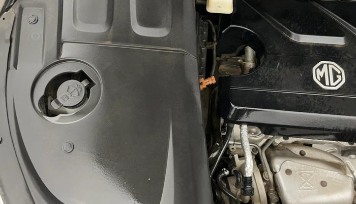 2024 MG HECTOR PLUS SHARP PRO 1.5 PETROL TURBO CVT 7 STR, Petrol, Automatic, 19,328 km, Engine View - Right