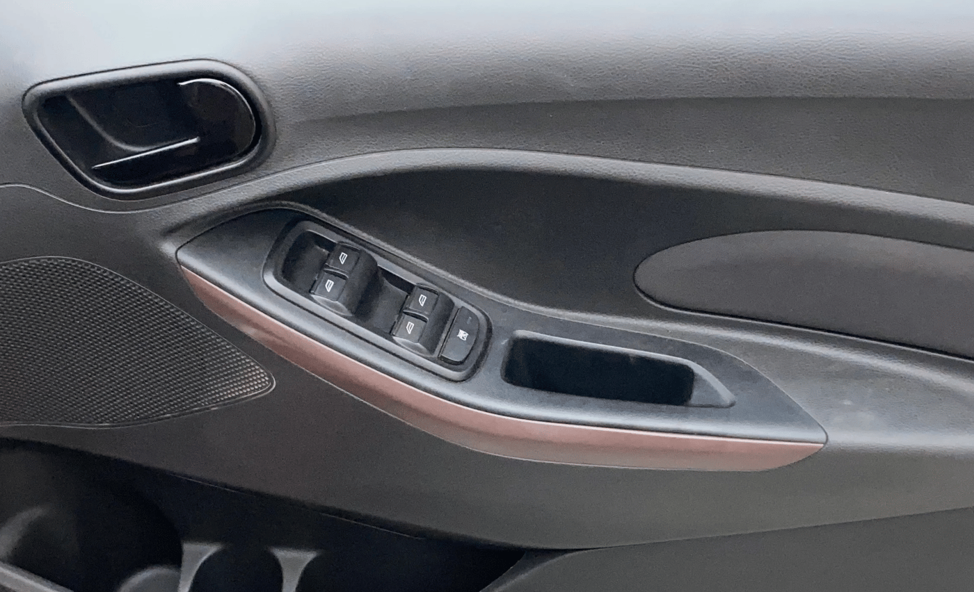 2021 Ford FREESTYLE TITANIUM PLUS 1.5 DIESEL, Diesel, Manual, 96,602 km, Driver Side Door Panels Control