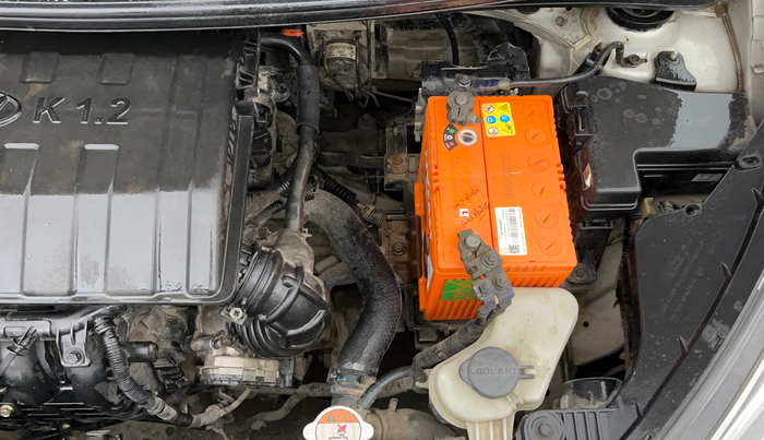 2014 Hyundai Xcent SX 1.2 (O), Petrol, Manual, 1,02,924 km, Engine View - Left