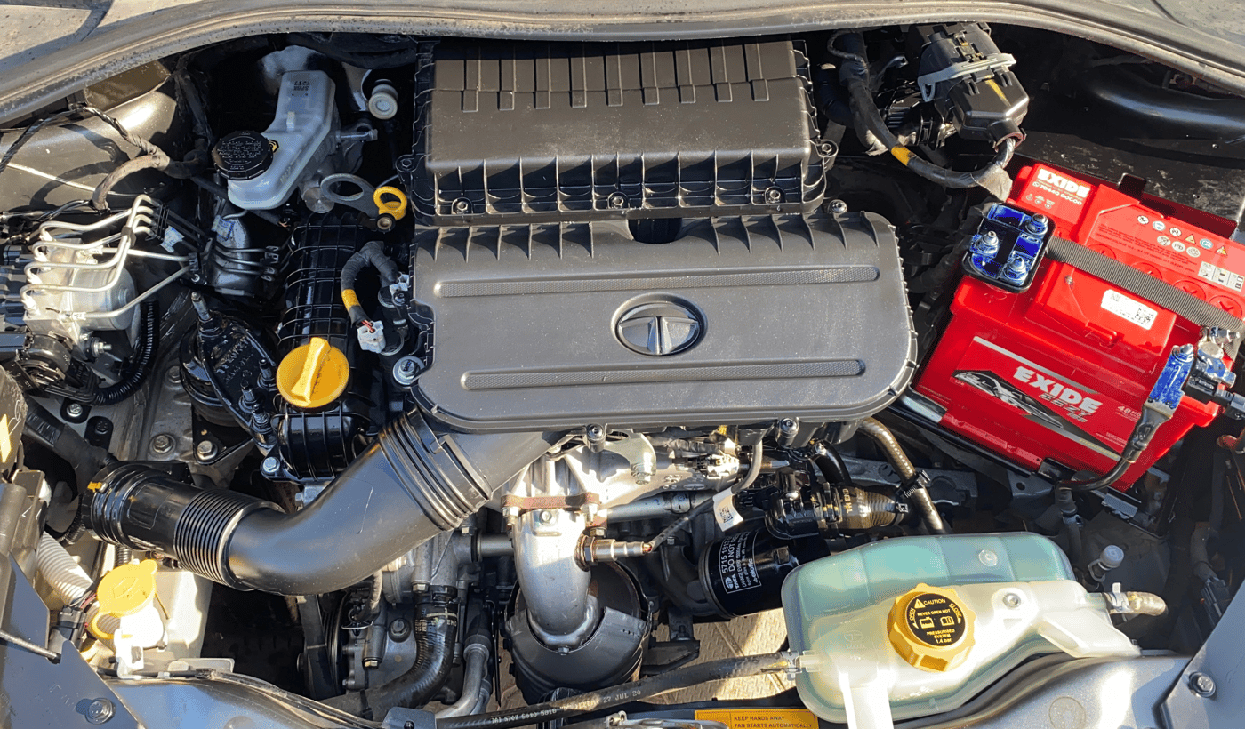 2020 Tata Tiago XT PETROL, Petrol, Manual, 15,507 km, Engine View