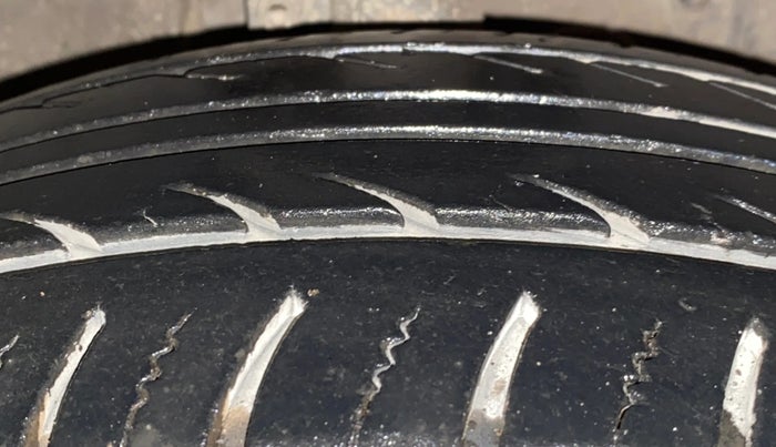 2016 Ford Ecosport TITANIUM 1.5L PETROL, Petrol, Manual, 56,474 km, Right Front Tyre Tread