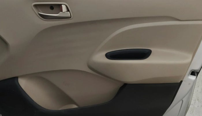 2019 Hyundai NEW SANTRO SPORTZ CNG, CNG, Manual, 65,041 km, Driver Side Door Panels Control