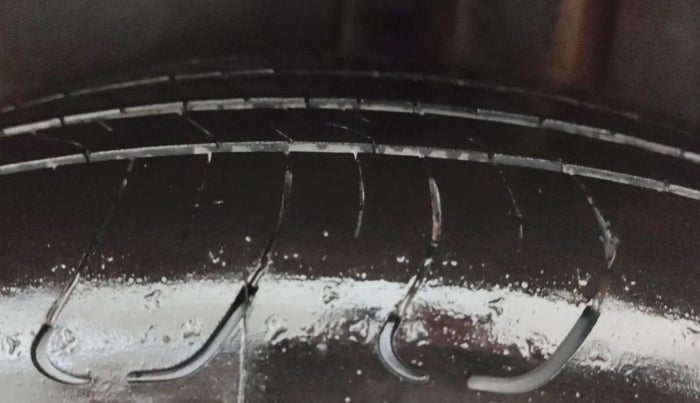 2021 Skoda KUSHAQ STYLE 1.0L TSI MT, Petrol, Manual, 60,841 km, Left Rear Tyre Tread