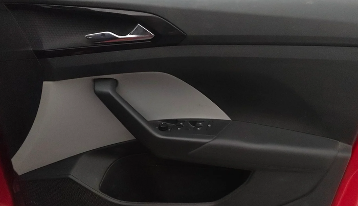 2021 Skoda KUSHAQ STYLE 1.0L TSI MT, Petrol, Manual, 60,841 km, Driver Side Door Panels Control