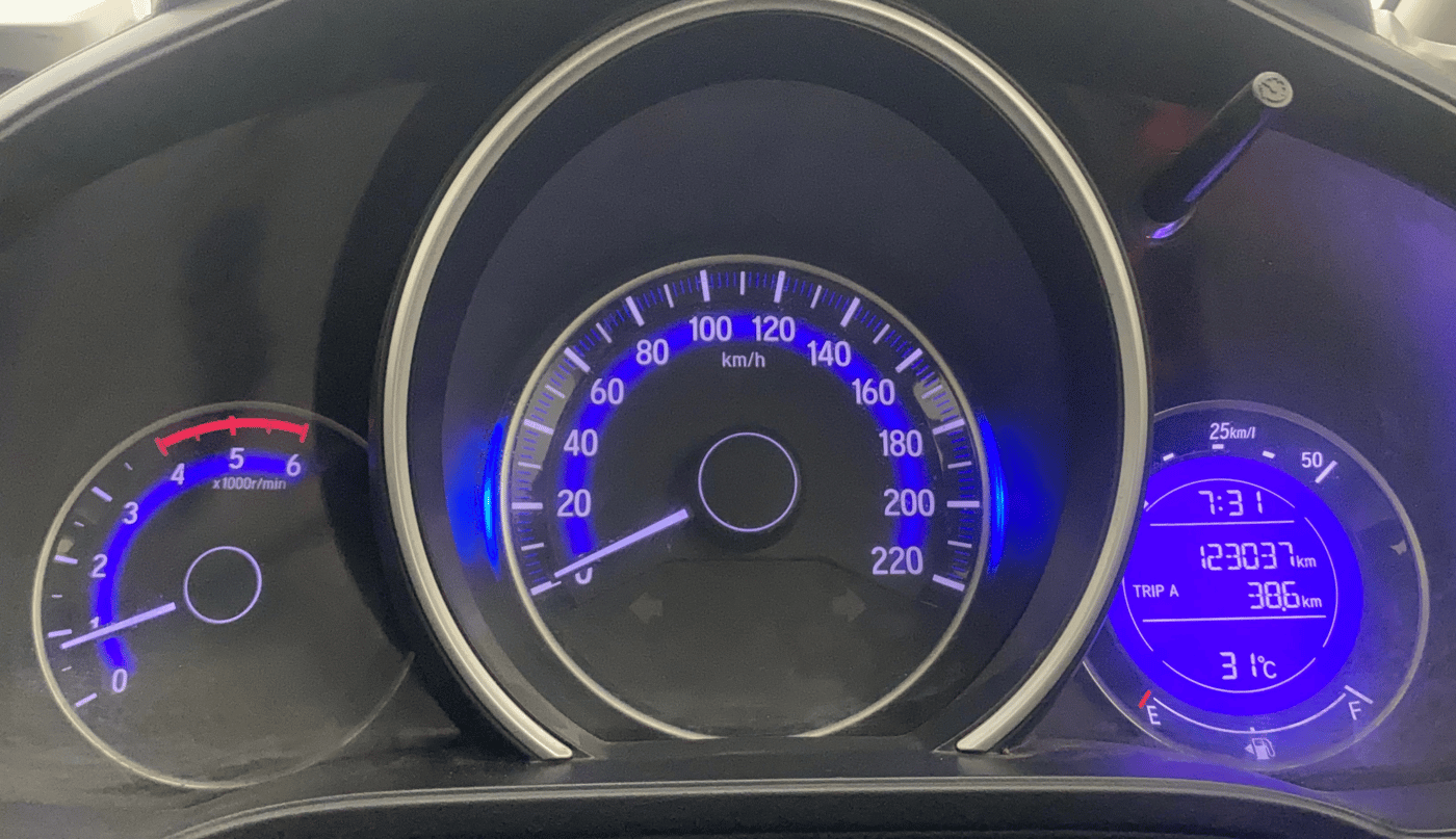 2015 Honda Jazz 1.5L I-DTEC VX, Diesel, Manual, 1,23,243 km, Odometer Image