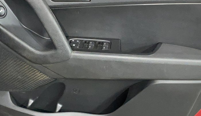 2017 Hyundai Creta E PLUS 1.6 PETROL, Petrol, Manual, 1,00,096 km, Driver Side Door Panels Control