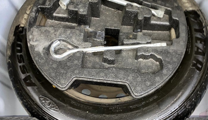 2017 Maruti Ciaz DELTA 1.4 MT PETROL, Petrol, Manual, 85,405 km, Spare Tyre