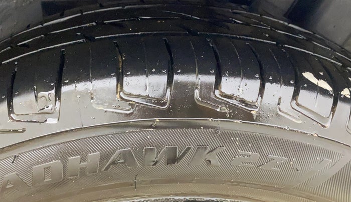 2016 Hyundai Grand i10 SPORTZ 1.2 KAPPA VTVT, Petrol, Manual, 44,216 km, Left Rear Tyre Tread