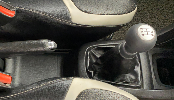 2017 Maruti Swift VXI O, Petrol, Manual, 78,759 km, Gear Lever