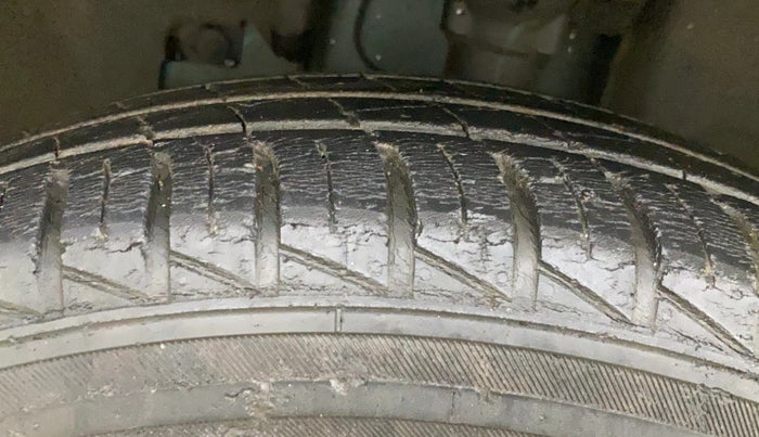 2020 Renault Kwid CLIMBER 1.0 (O), Petrol, Manual, 45,080 km, Left Front Tyre Tread