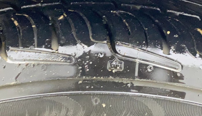 2017 Maruti IGNIS ALPHA 1.2, Petrol, Manual, 36,733 km, Right Front Tyre Tread