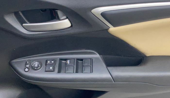 2019 Honda Jazz 1.2L I-VTEC VX, Petrol, Manual, 69,420 km, Driver Side Door Panels Control