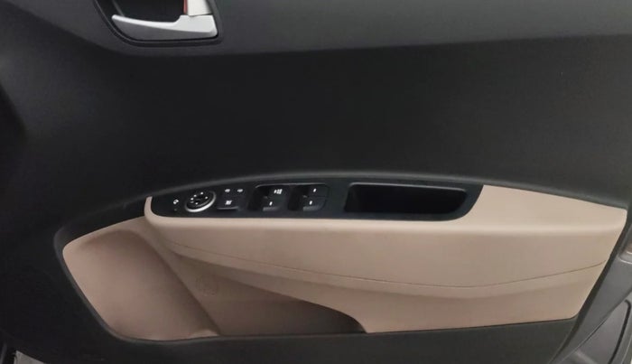 2019 Hyundai Grand i10 SPORTZ 1.2 KAPPA VTVT, Petrol, Manual, 41,635 km, Driver Side Door Panels Control