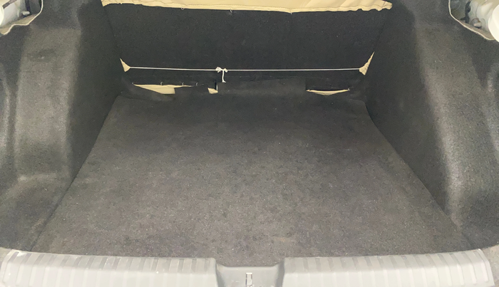 2022 Skoda SLAVIA ACTIVE 1.0L TSI MT, Petrol, Manual, 99,099 km, Boot Inside