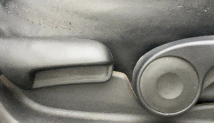 2016 Maruti Vitara Brezza ZDI PLUS, Diesel, Manual, 70,966 km, Driver Side Adjustment Panel