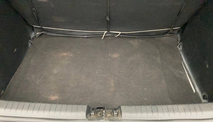 2018 Hyundai Elite i20 MAGNA EXECUTIVE 1.2, Petrol, Manual, 29,948 km, Boot Inside