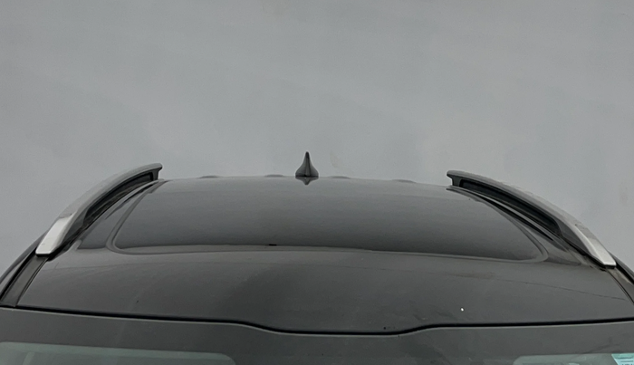 2025 KIA SELTOS HTX (O)1.5 Petrol MT, Petrol, Manual, 8,337 km, Moonroof/ Sunroof