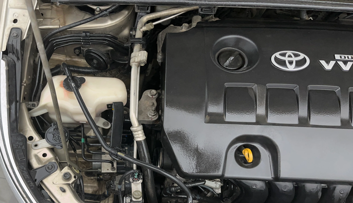 2015 Toyota Corolla Altis G PETROL, Petrol, Manual, 1,02,249 km, Engine View - Right