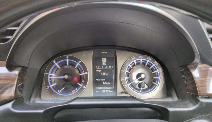 2022 Toyota Innova Crysta 2.4 ZX AT 7 STR, Diesel, Automatic, 37,777 km, Odometer Image