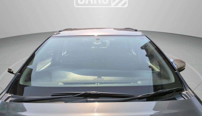 2022 Toyota Innova Crysta 2.4 ZX AT 7 STR, Diesel, Automatic, 37,777 km, Front Windshield