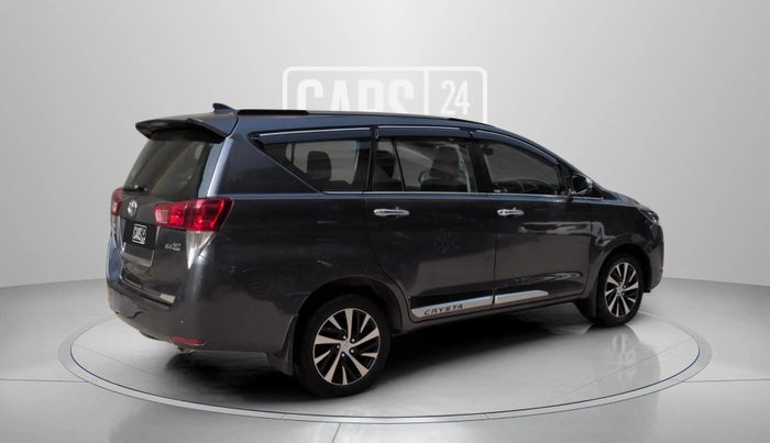 2022 Toyota Innova Crysta 2.4 ZX AT 7 STR, Diesel, Automatic, 37,777 km, Right Back Diagonal