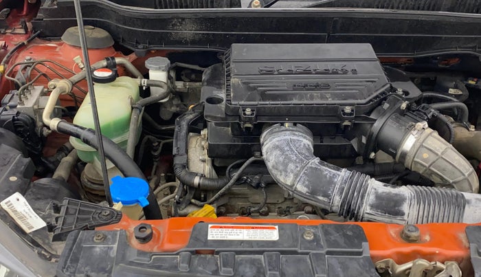 2017 Maruti Vitara Brezza ZDI PLUS DUAL TONE, Diesel, Manual, 71,121 km, Engine View - Right