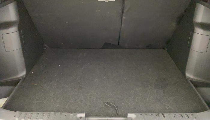 2018 Maruti Vitara Brezza ZDI PLUS DUAL TONE, Diesel, Manual, 20,704 km, Boot Inside