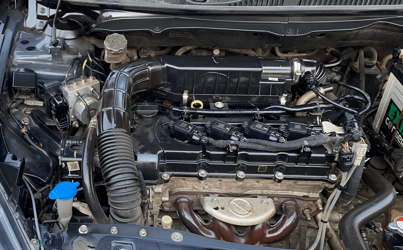 2023 Maruti Ciaz ZETA 1.5 SHVS MT PETROL, Petrol, Manual, 99,239 km, Engine View - Right