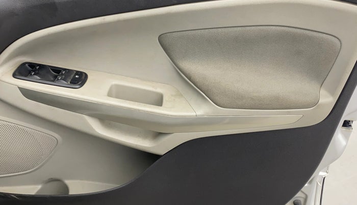 2016 Ford Ecosport TITANIUM 1.5L PETROL AT, Petrol, Automatic, 87,384 km, Driver Side Door Panels Control