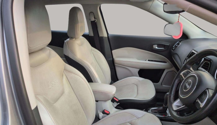 2018 Jeep Compass LIMITED PLUS PETROL AT, Petrol, Automatic, 28,492 km, Right Side Front Door Cabin