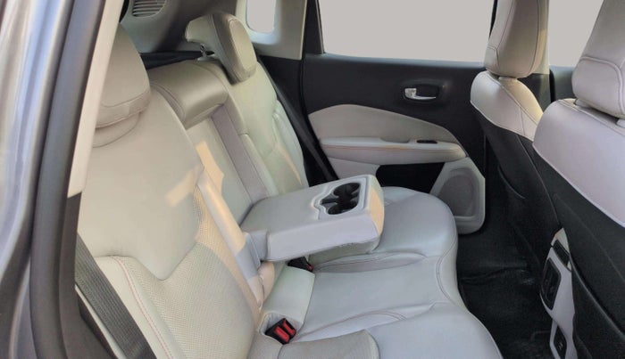 2018 Jeep Compass LIMITED PLUS PETROL AT, Petrol, Automatic, 28,492 km, Right Side Rear Door Cabin