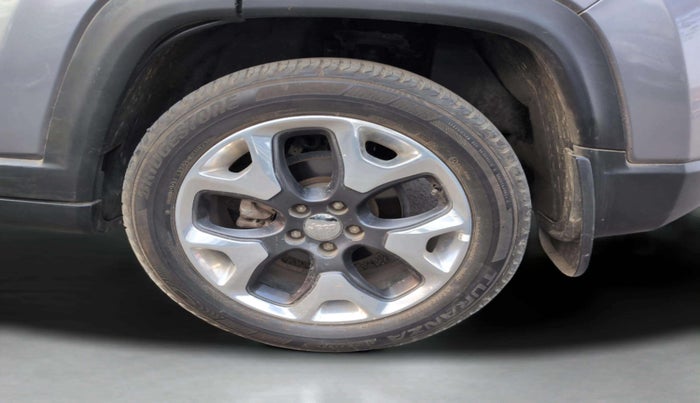 2018 Jeep Compass LIMITED PLUS PETROL AT, Petrol, Automatic, 28,492 km, Left Rear Wheel