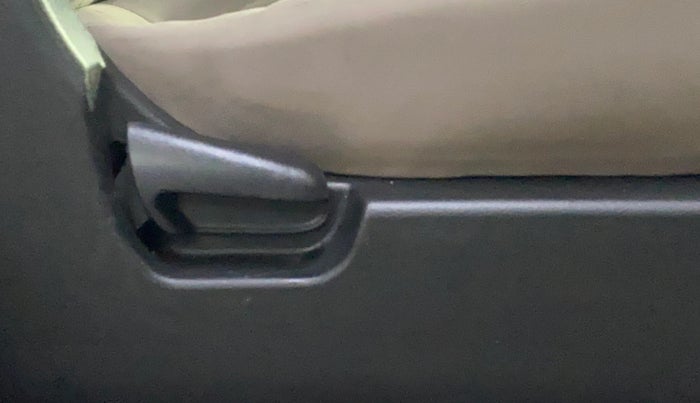 2016 Maruti Wagon R 1.0 VXI AMT, Petrol, Automatic, 80,046 km, Driver Side Adjustment Panel