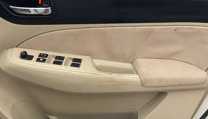2017 Maruti Dzire VXI AMT, Petrol, Automatic, 27,252 km, Driver Side Door Panels Control