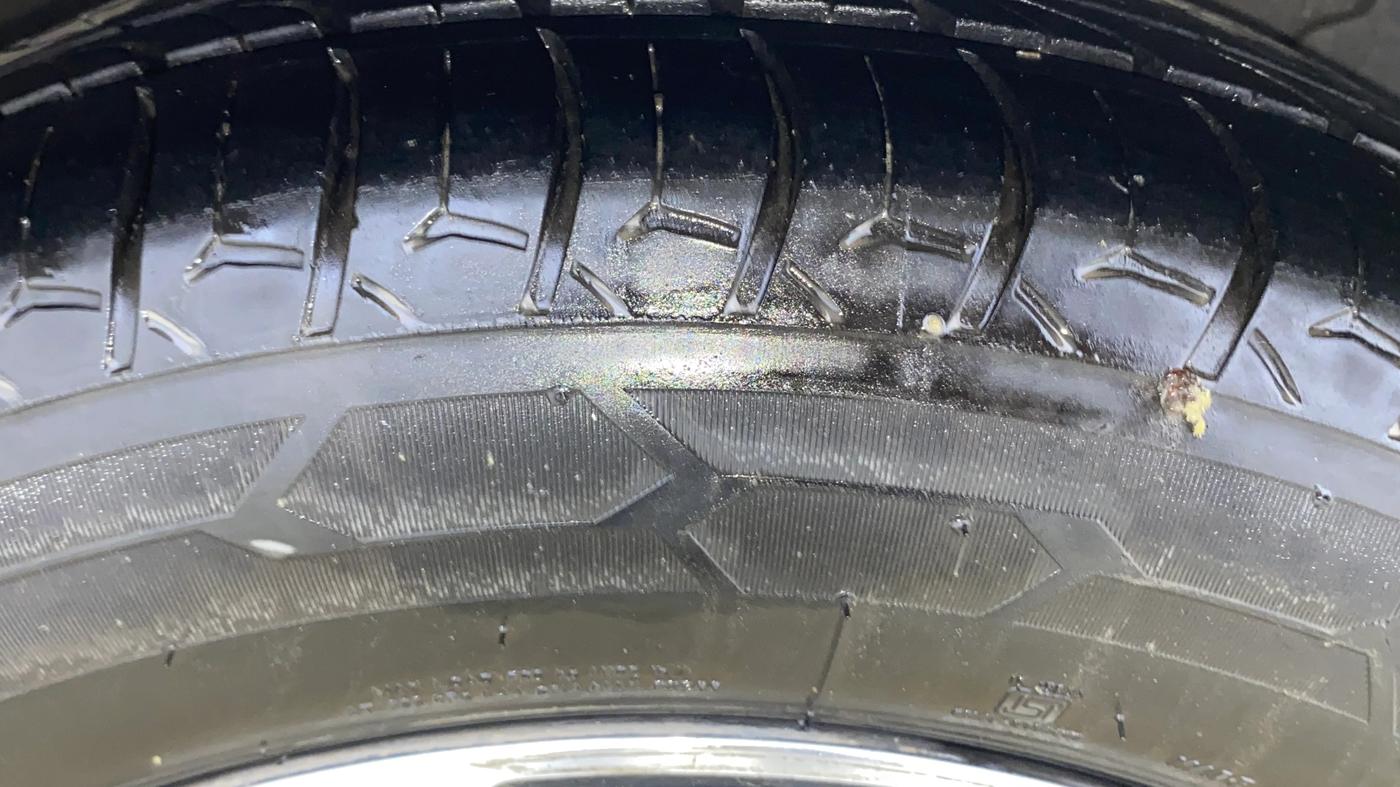 2018 Tata TIGOR XZA PETROL, CNG, Automatic, 77,001 km, Right Rear Tyre Tread