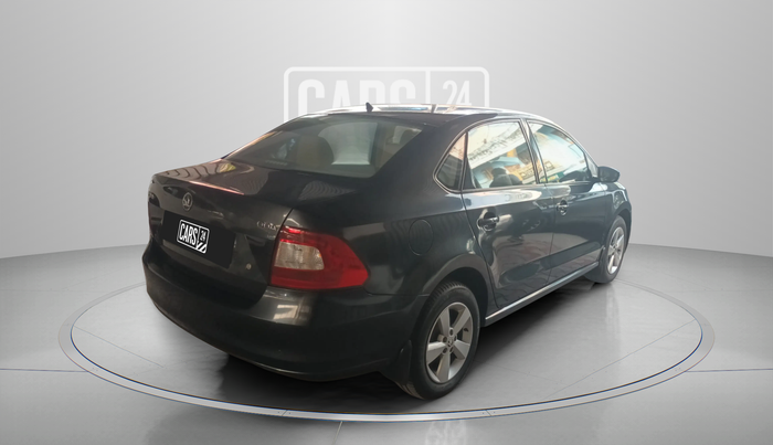 2016 Skoda Rapid 1.6 MPI STYLE PLUS AT, Petrol, Automatic, 64,845 km, Right Back Diagonal