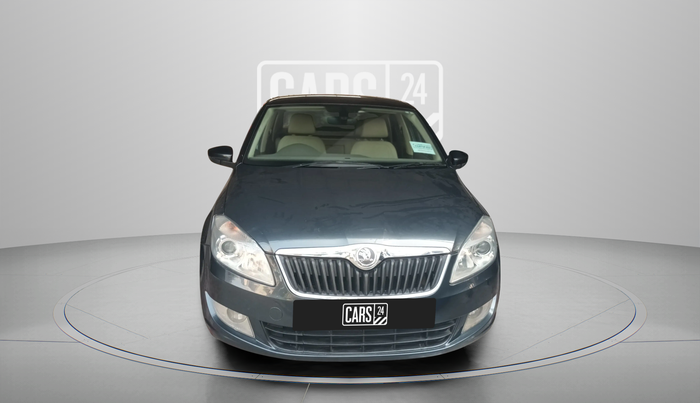 2016 Skoda Rapid 1.6 MPI STYLE PLUS AT, Petrol, Automatic, 64,845 km, Front